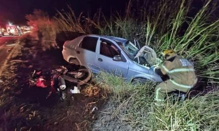 Homem morre após moto bater de frente com carro no Sul de Minas