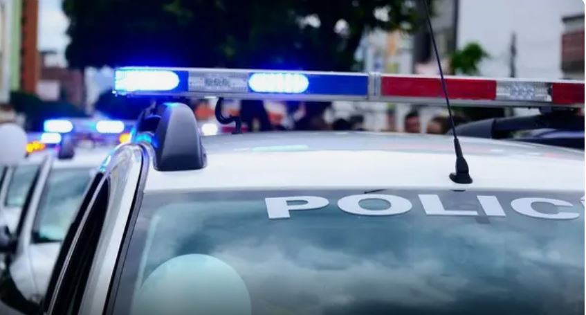 Pais se fingem de mortos após filho contratar ‘assassino’ para matar casal e ficar com herança