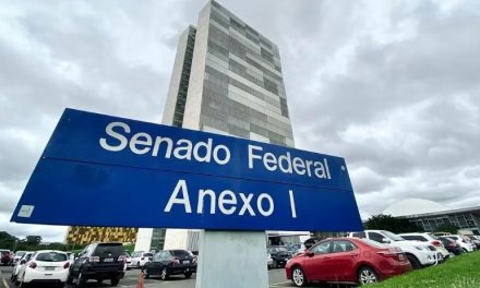 Movimentações para a disputa ao Senado já começaram em Minas