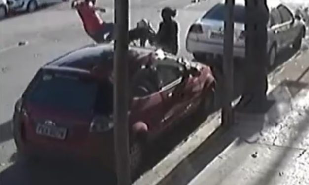 Homem dá ‘voadora’ em ladrão que tentou roubar mulher em Lagoa da Prata