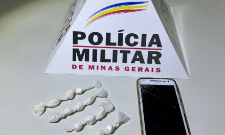 Jovem é presa suspeita de traficar drogas durante comemoração do Dia da Independência, em São Sebastião do Oeste