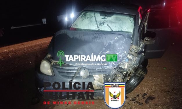 Mulher morre e sete ficam feridos após acidente entre carros na BR-354