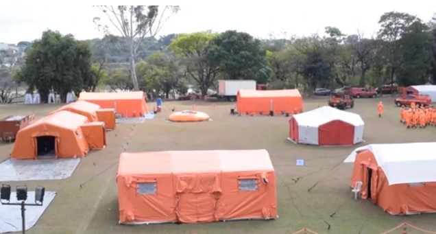 Corpo de Bombeiros de Minas cria base móvel independente para atuar em todo tipo de missão