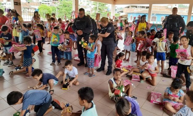 Mais de 6 mil brinquedos produzidos por detentos são doados para crianças de diversas regiões de Minas