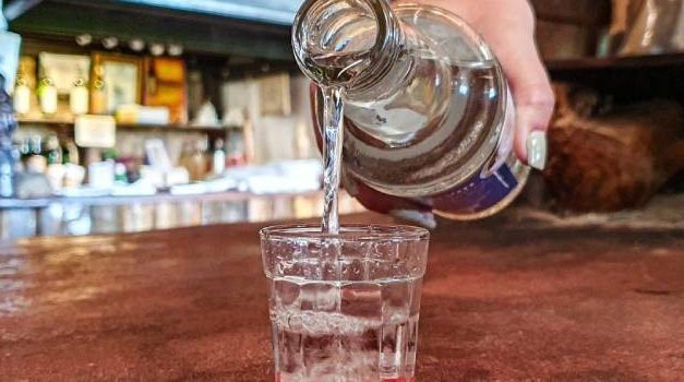 Dia Nacional da Cachaça: seminário apresentará novas tecnologias ao produtor mineiro