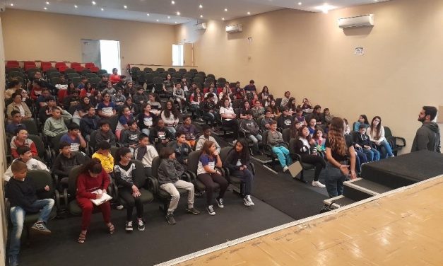 Alunos do quinto ano das escolas municipais de Formiga participam de concurso de redação