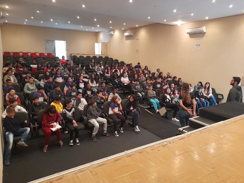 Alunos do quinto ano das escolas municipais de Formiga participam de concurso de redação