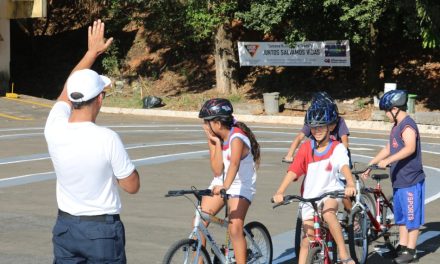 Alunos da Rede Municipal de Ensino participam de atividades alusivas à Semana Nacional do Trânsito