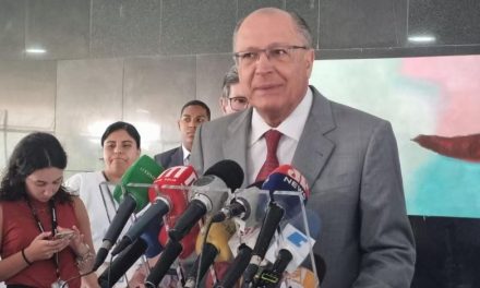 Alckmin visita RS no domingo e anuncia repasse de R$ 800 por pessoa atingida