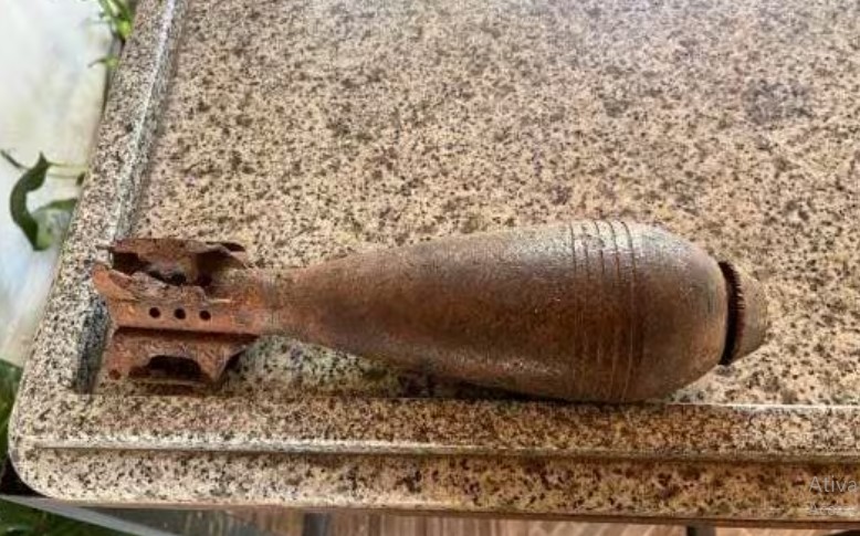 Casal vai pescar no Triângulo Mineiro e encontra explosivo de guerra