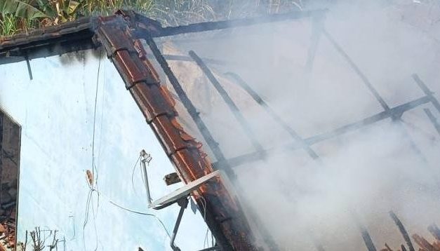 Homem é preso suspeito de usar gasolina para atear fogo na casa da ex-mulher