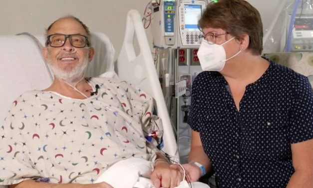 Homem em estágio terminal é 2º do mundo a receber transplante de coração de porco