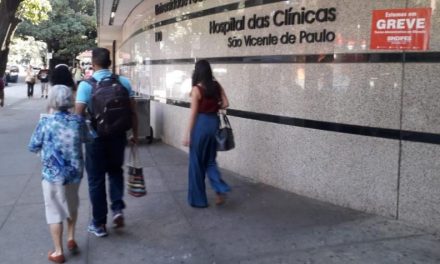 Hospital das Clínicas desativa 36 leitos, suspende cirurgias e reduz exames após greve de servidores