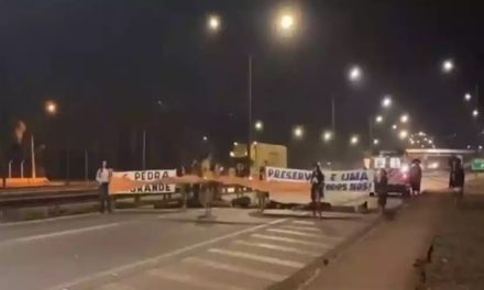 BR-381: manifestantes fecham rodovia na manhã desta quarta-feira