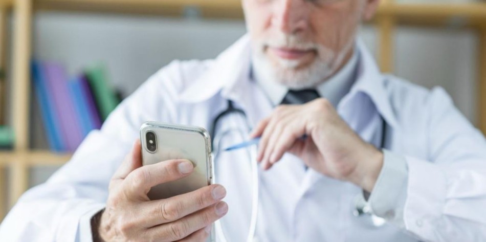 Médicos podem fazer publicidade e postar fotos do ‘antes e depois’ dos pacientes, define CFM