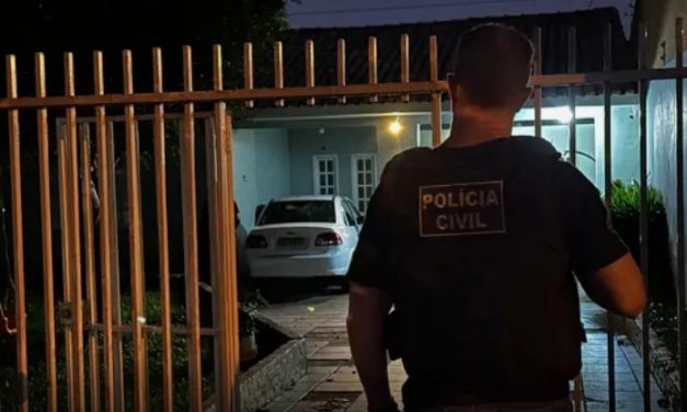 Pastores que usam nome de Paulo Guedes para golpes milionários são alvos de operação policial