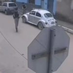 Jovem com esquizofrenia ameaça policiais com faca e morre baleado com 8 tiros em MG