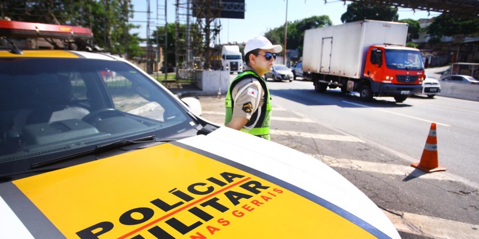 Criança de dois anos cai de prédio em Minas; responsável teria a deixado sozinha para comprar lanche