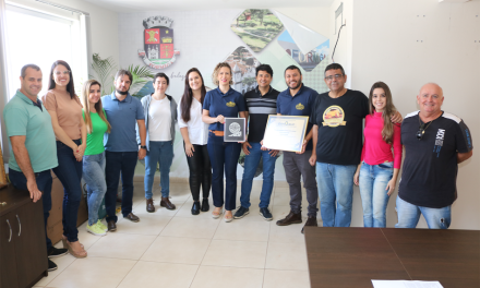 Prefeito recebe produtores formiguenses que participaram da “ExpoQueijo Brasil 2023”