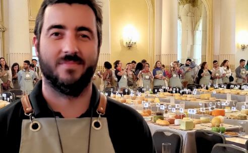 Coordenador do curso de medicina veterinária foi jurado na expoqueijo 2023