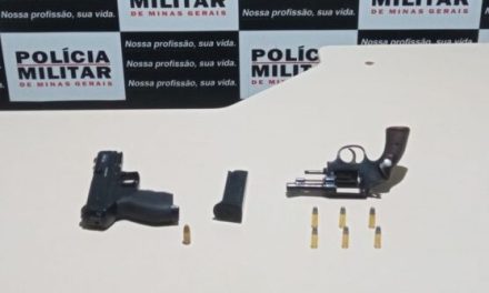 Revólver e réplica de pistola são apreendidos em Lagoa da Prata