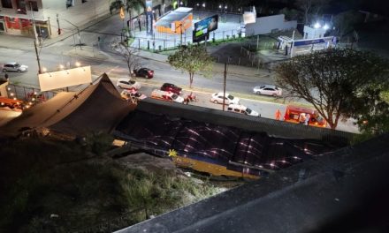 Polícia Militar utiliza bombas de gás lacrimogênio para interromper briga generalizada, em Divinópolis