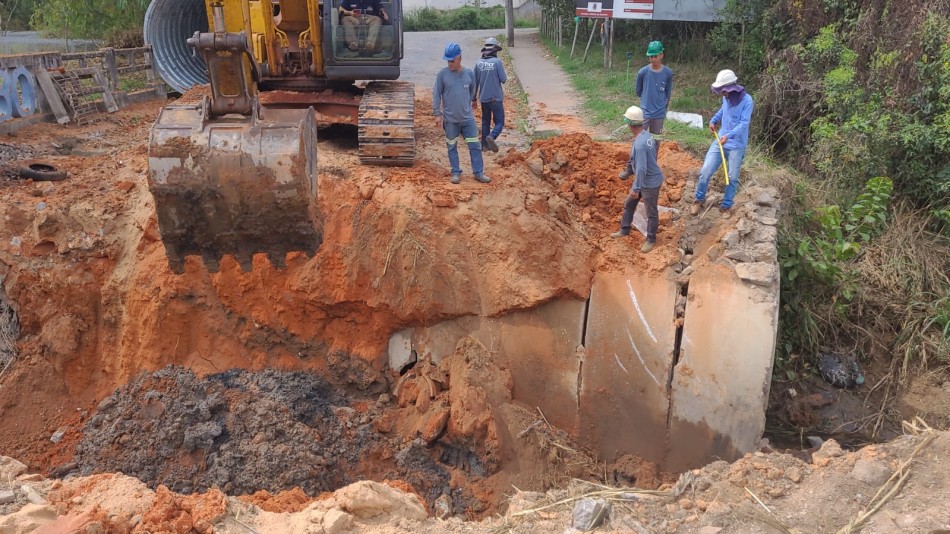 Túnel linner é instalado em ponte no bairro Ramiro Batista