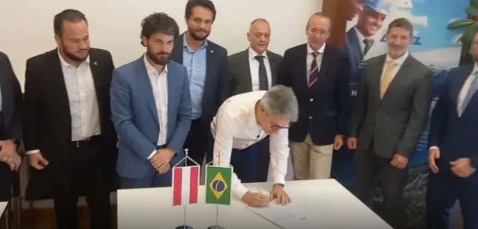 Zema assina com empresa austríaca acordo por implantação de fábrica em Governador Valadares