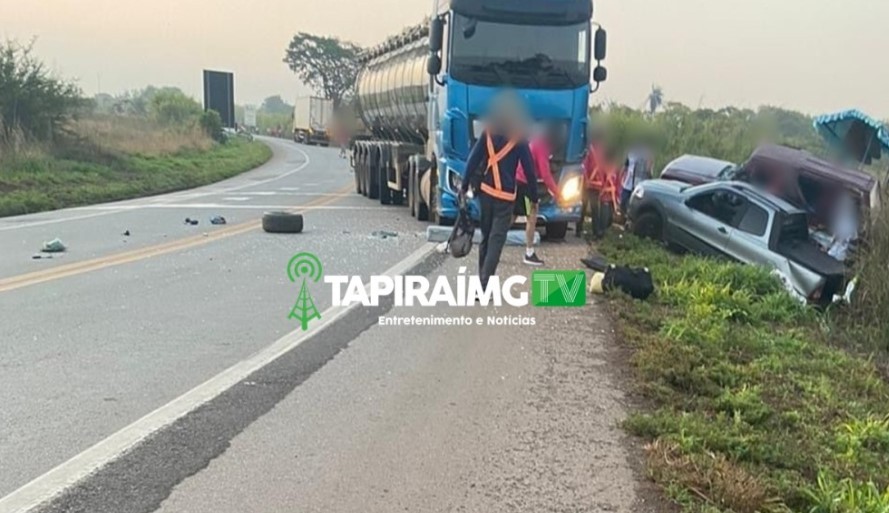 Acidente envolvendo veículos de apoio a romeiros deixa feridos na BR-262, em Córrego Danta