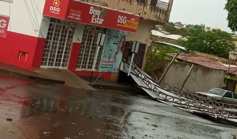 Temporal causa prejuízos e estragos em vários pontos de Arcos