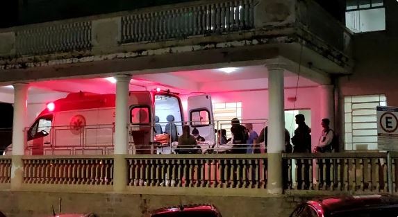 Monitora entrou na frente de criança para evitar mais vítimas em escola de Minas: ‘Heroína’, diz irmã