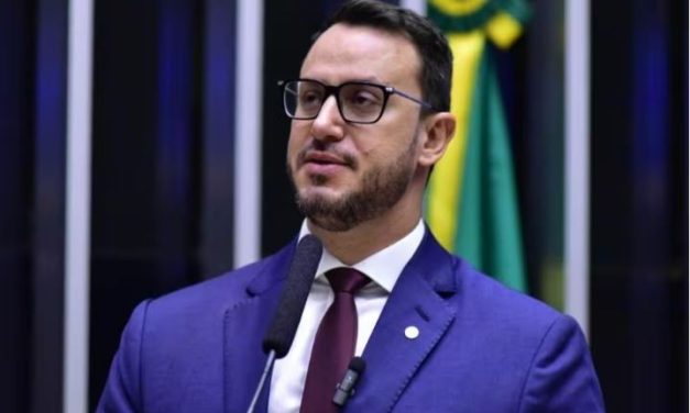 Deputado federal vira réu por sequestro, cárcere privado e concussão