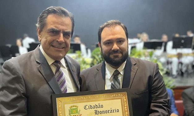 Deputado Domingos Sávio recebe cidadania honorária em Campo Belo