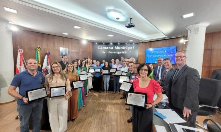 Servidores públicos municipais são homenageados com a Comenda “Nery Campos Nunes 2023”