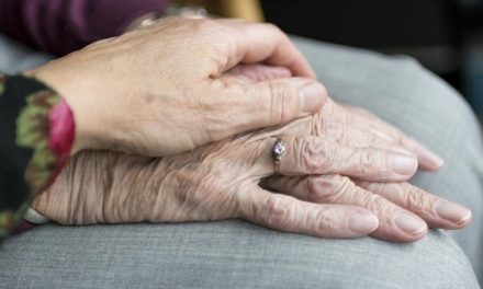 Maioria das agressões contra idosos é praticada por familiares e cuidadores