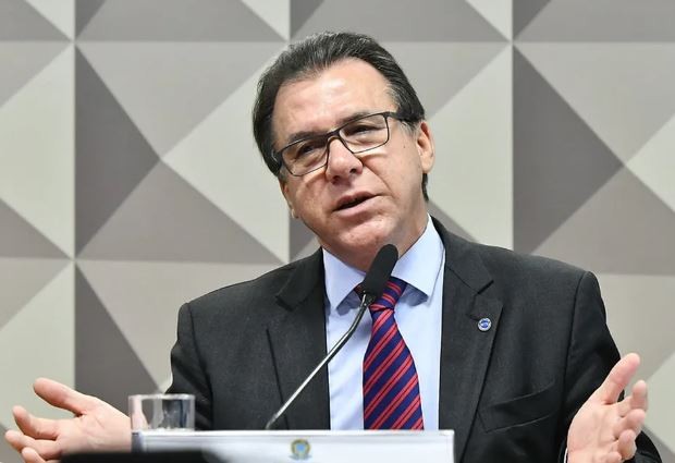Ministro do Trabalho defende debate sobre semana de quatro dias