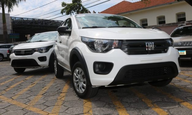Prefeitura de Formiga recebe quatro veículos novos