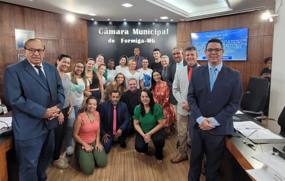Câmara de Formiga aprova projetos para a Saúde e crédito no valor de R$ 38 milhões