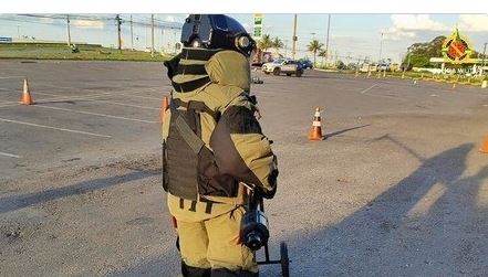 Polícia Militar detona bomba encontrada em posto de gasolina no Distrito Federal