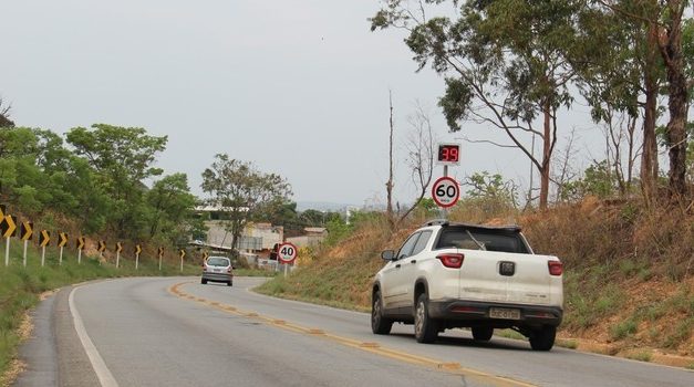 Trechos com radares registram queda de 77% no número de acidentes em rodovias estaduais de Minas