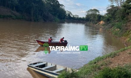 Após barco virar, bombeiros procuram crianças que se afogaram no Rio São Francisco em Bom Despacho