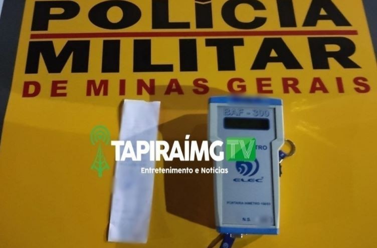 Condutor inabilitado e com sintomas de embriaguez é flagrado pela Polícia Militar em Arcos