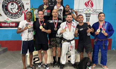 Atletas do Tatame do Bem sobem ao pódio em campeonato de jiu-jitsu em Poço Fundo