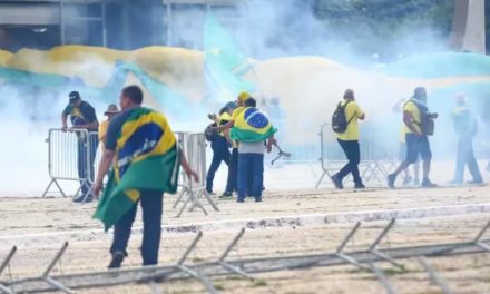 Homem preso pelo 8 de janeiro morre após banho de sol na Papuda