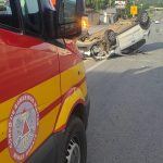 Colisão entre carro e caminhão deixa homem ferido na MG-050, em Divinópolis