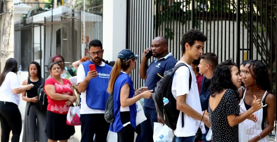 Polícia Federal identifica suspeitos de vazar provas do primeiro dia do Enem