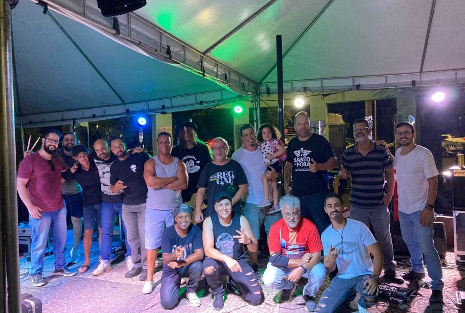 Encontro de Guitarristas reúne público no Terminal Rodoviário de Formiga