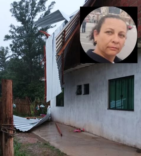 Estrutura metálica cai em cima de família durante vendaval e mata avó, em Minas