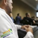 Mais Médicos terão 28 mil profissionais em campo até fim do ano, diz governo
