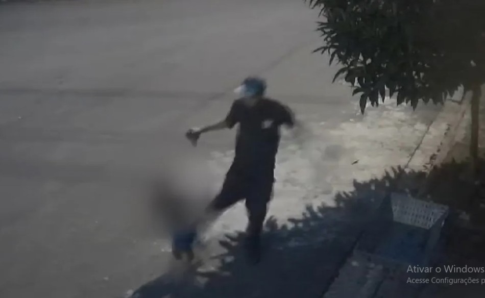 Criança de quatro anos é agredida com rasteira por padrasto